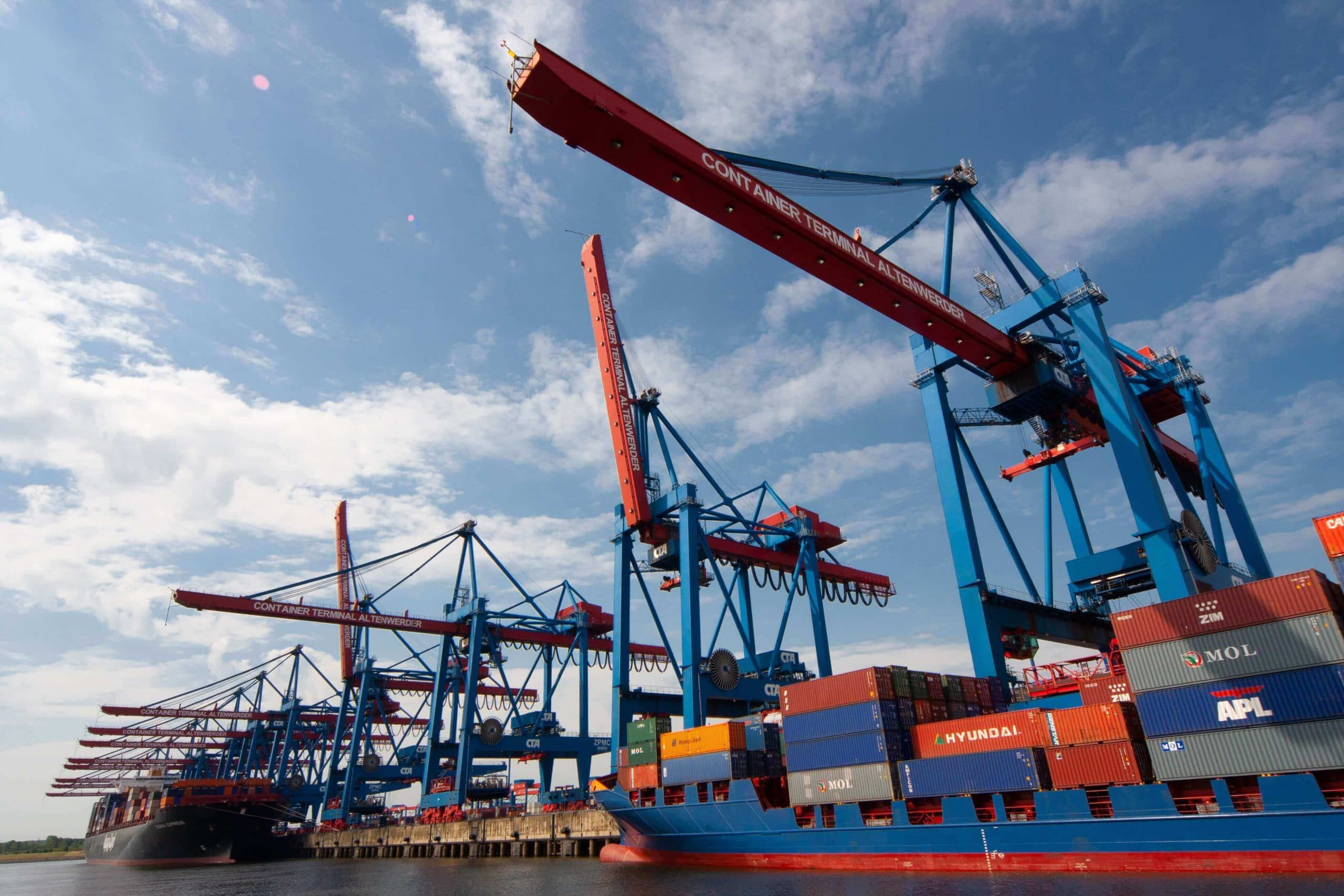 واردات و صادرات در بازرگانی خارجی